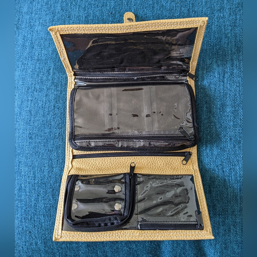 Tan Clutch - Picture 4 of 7